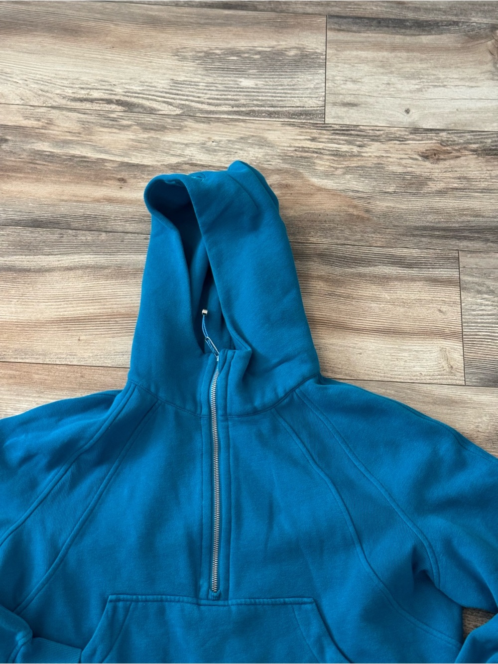 Lululemon Scuba Oversized Half-Zip Hoodie
Capri Blue Medium/Large - Picture 4 of 10